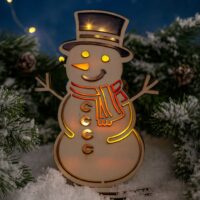Leuchtender Holz-Schneemann – winterliche Dekoration mit LED