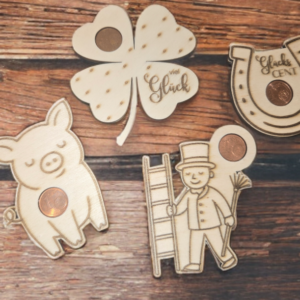 Holz-Glücksbringer mit Glückscent € 2,50/Stück